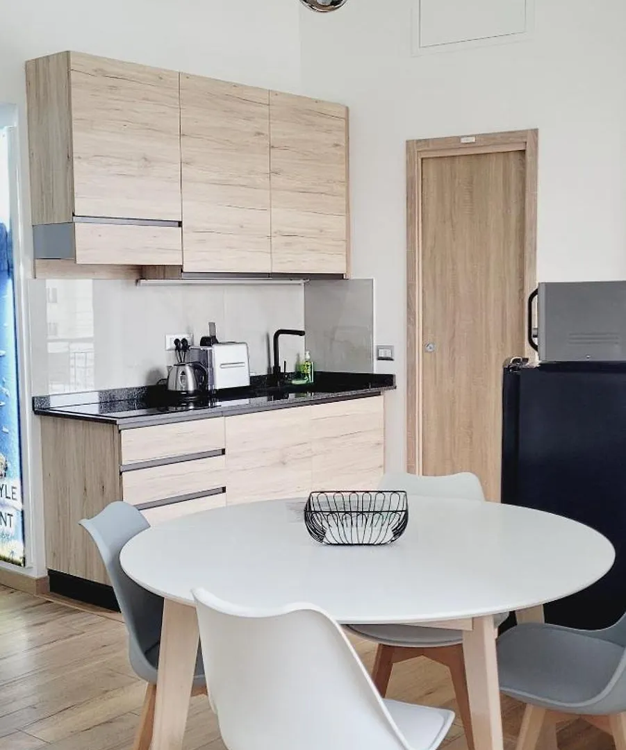 Luxury Napoli Style Apartment Italy