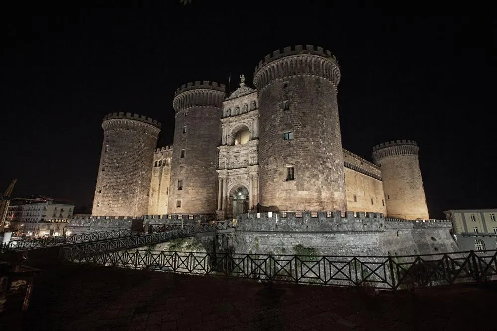 Luxury Napoli Style Apartment Italy