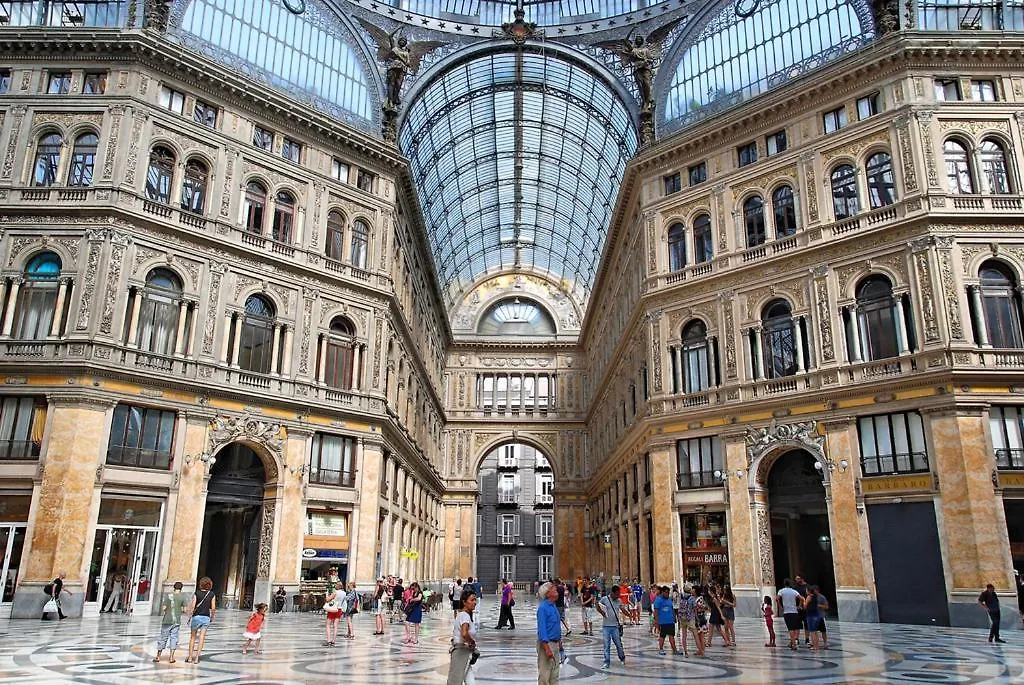 Luxury Napoli Style Apartment