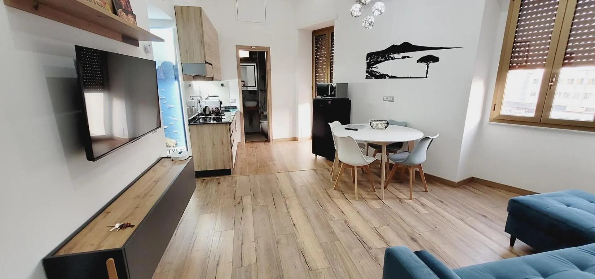 Luxury Napoli Style Apartment Italy