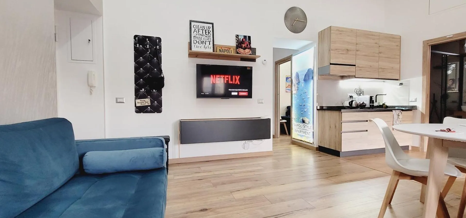 Luxury Napoli Style Apartment  Naples