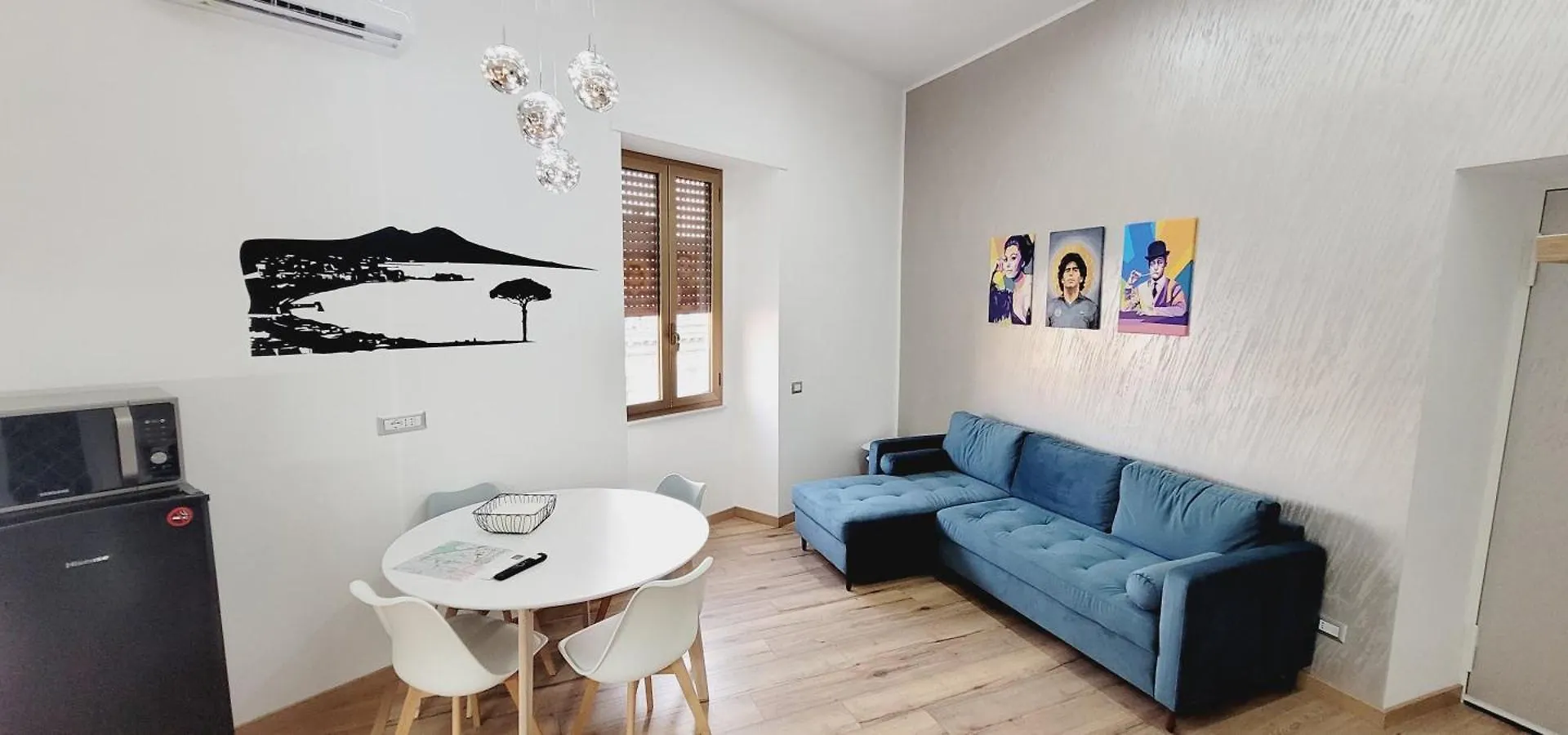 Luxury Napoli Style Apartment Italy